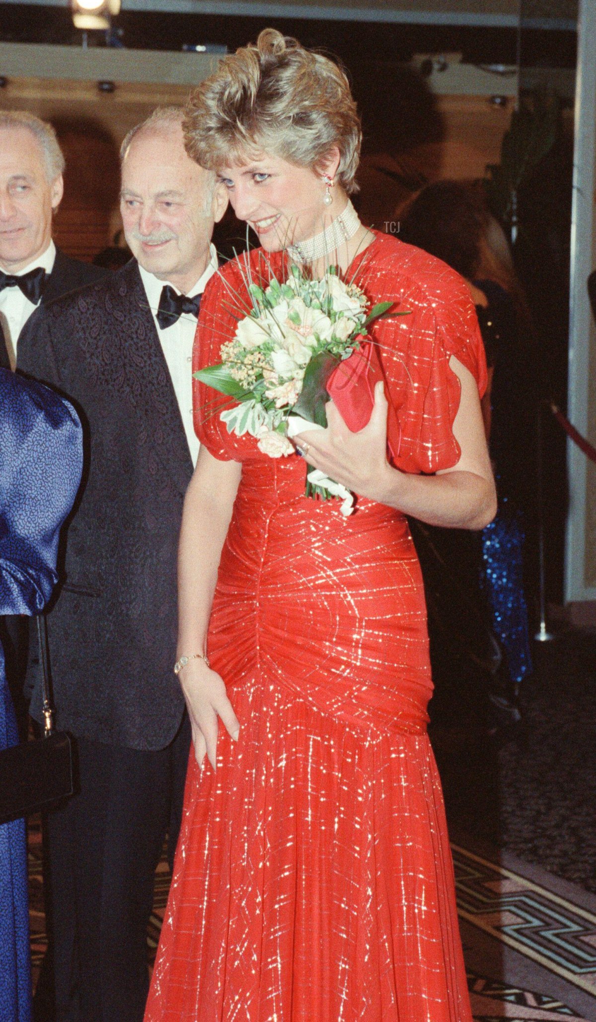 The Princess of Wales attends the premiere of the film Hot Shots at the Odeon Leicester Square, November 18, 1991 (Trinity Mirror/Mirrorpix/Alamy)