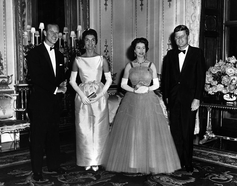 Prince Philip, Jacqueline Kennedy, Queen Elizabeth II, and President John F. Kennedy pose at Buckingham Palace in London, June 5, 1961 (Wikimedia Commons)