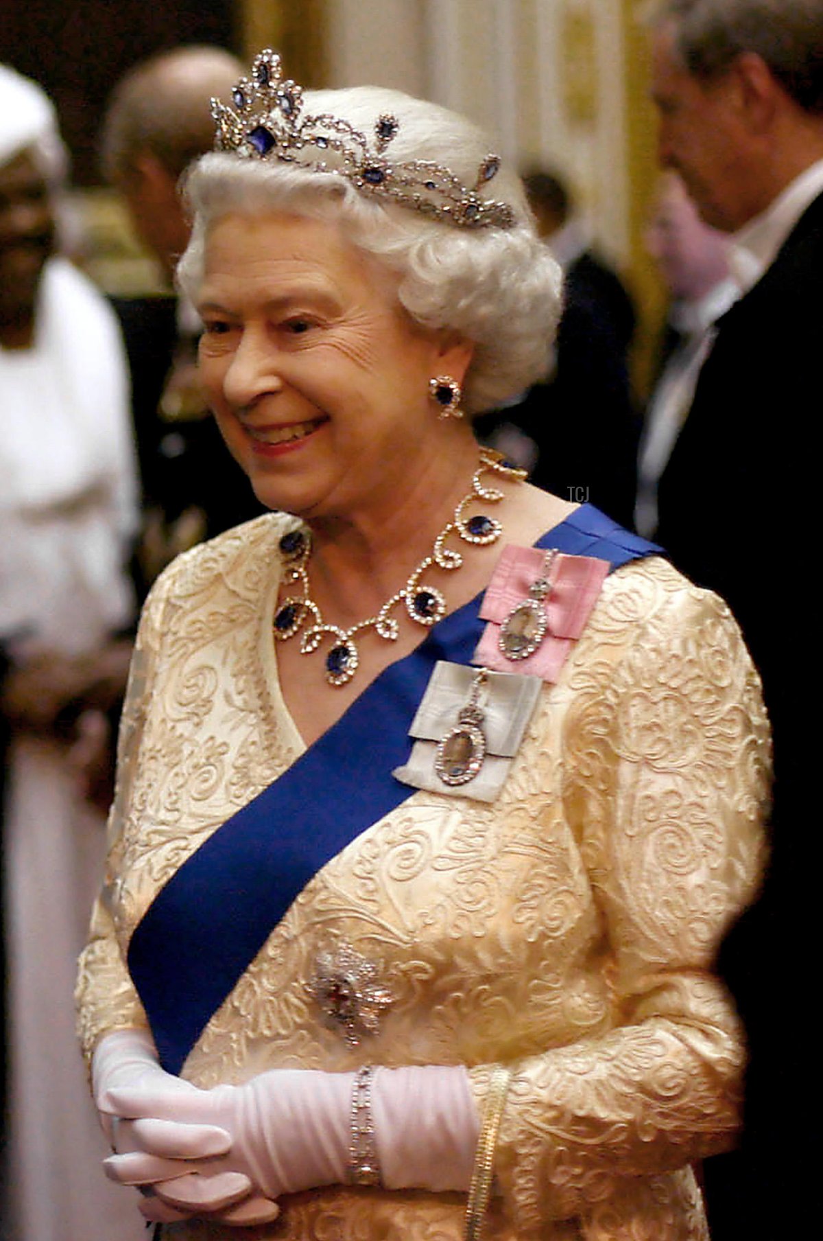 Queen Elizabeth II attends the annual diplomatic reception at Buckingham Palace in London on November 16, 2005 (Chris Young/PA Images/Alamy)