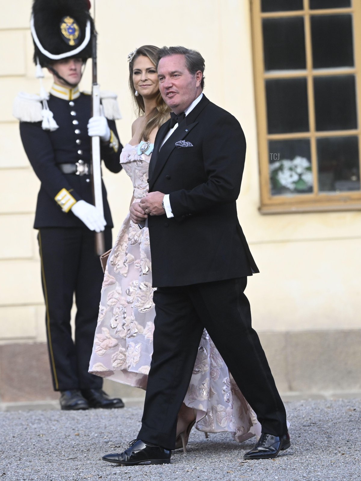 Princess Madeleine of Sweden and Christopher O'Neill arrive at the Drottningholm Palace Theatre for a Golden Jubilee opera performance on September 14, 2023 (Fredrik Sandberg/TT News Agency/Alamy)