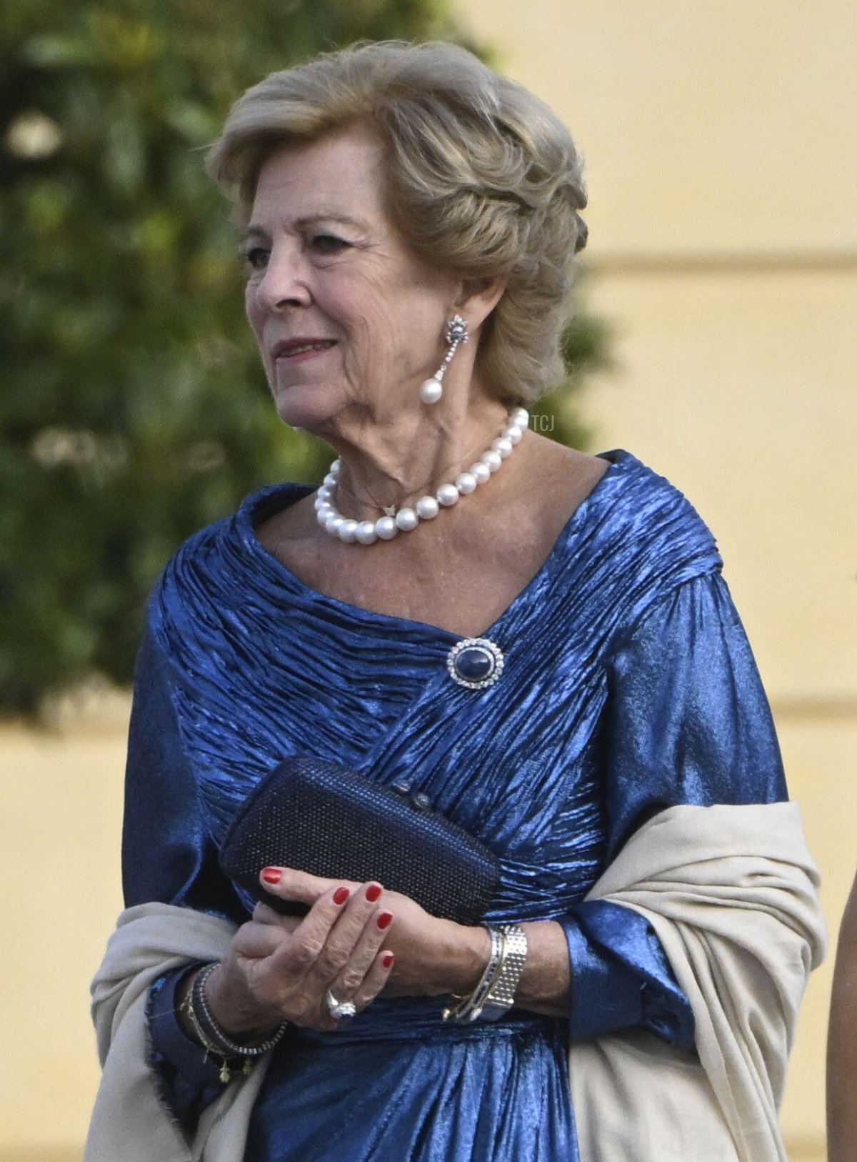 Queen Anne-Marie of Greece arrives at the Drottningholm Palace Theatre for a Golden Jubilee opera performance on September 14, 2023 (Fredrik Sandberg/TT News Agency/Alamy)