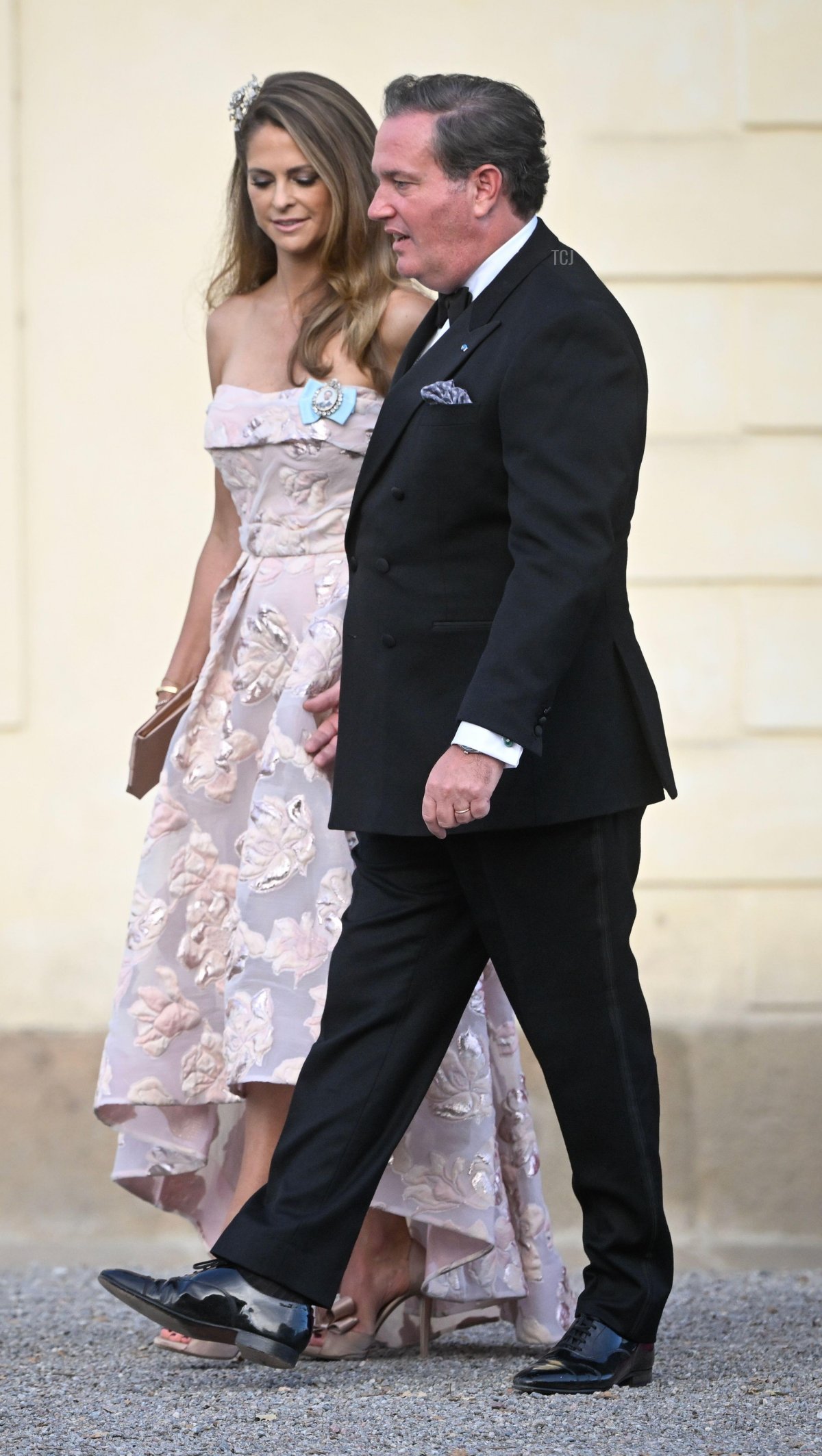 Princess Madeleine of Sweden and Christopher O'Neill arrive at the Drottningholm Palace Theatre for a Golden Jubilee opera performance on September 14, 2023 (Fredrik Sandberg/TT News Agency/Alamy)