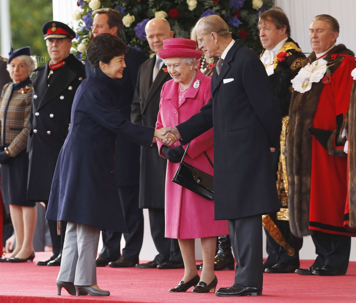 Queen Elizabeth II and the Duke of Edinburgh welcome South Korean President Park Geun-Hye to Buckingham Palace for a state visit on November 5, 2013 (OLIVIA HARRIS/AFP via Getty Images)