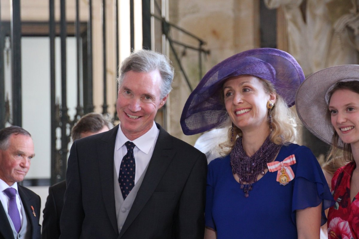 Prince Guillaume and Princess Sibilla of Luxembourg attend the wedding of Infanta Maria Francisca de Braganza and Duarte de Sousa Araújo Martins in Marfa, Portugal on October 7, 2023 (Photograph © NettyRoyal. Do not reproduce.)