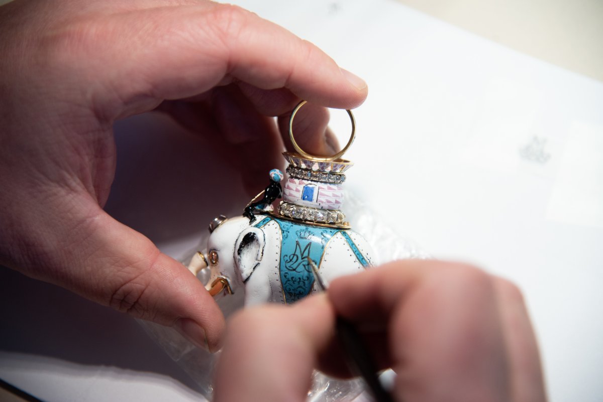 Prince Christian's Order of the Elephant insignia, awarded to celebrate his 18th birthday on October 15, 2023 (Kongehuset)