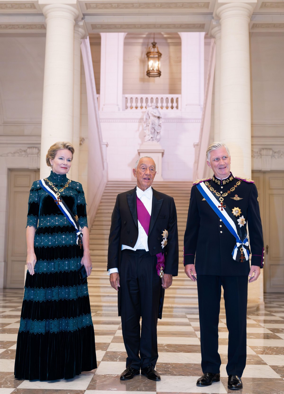 The King and Queen of the Belgians host a state dinner at Laeken Castle in honor of the visiting President of Portugal, October 17, 2023 (Benoit Doppagne/Belga News Agency/Alamy)