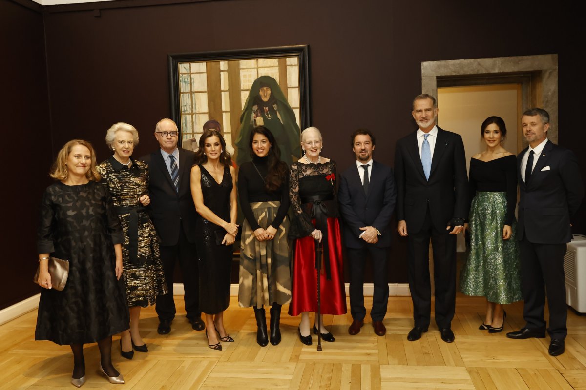 The King and Queen of Spain, accompanied by the Queen of Denmark, the Crown Prince and Crown Princess of Denmark, and Princess Benedikte, attend the opening of an exhibition dedicated to the work of Spanish painter Joaquin Sorolla and his contemporaries, November 7, 2023 (Casa de S.M. el Rey)