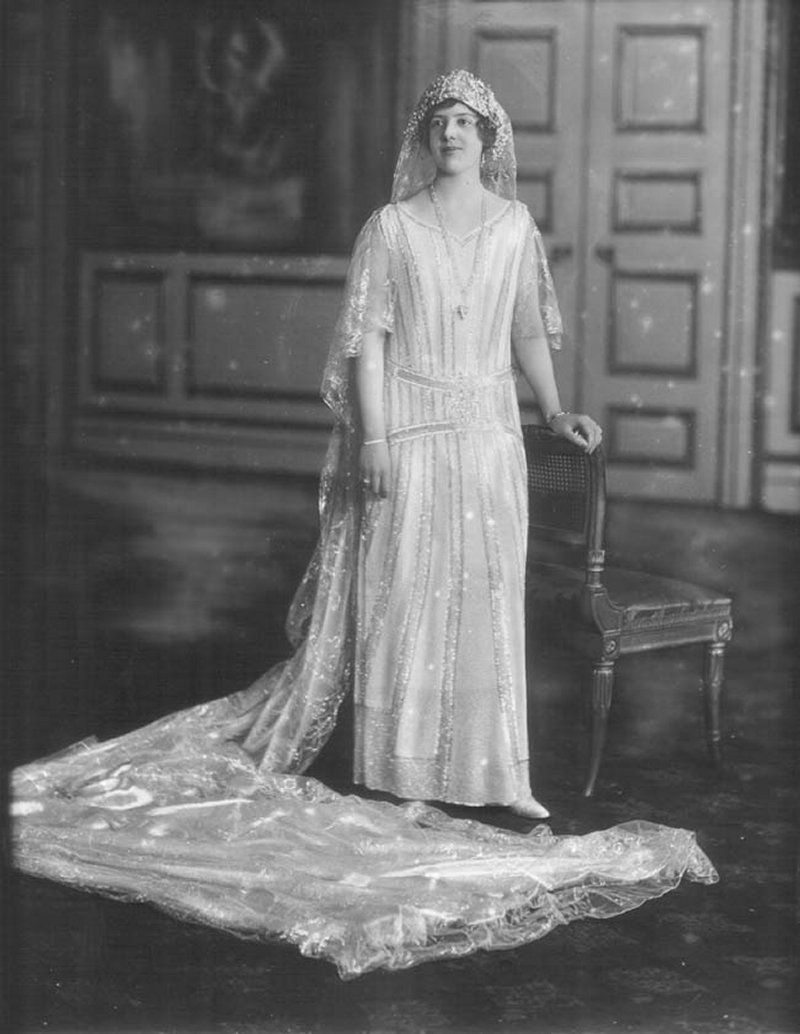Princess Maud poses for an official bridal portrait at St. James's Palace in London on November 12, 1923 (Lafayette/V&A Museum)