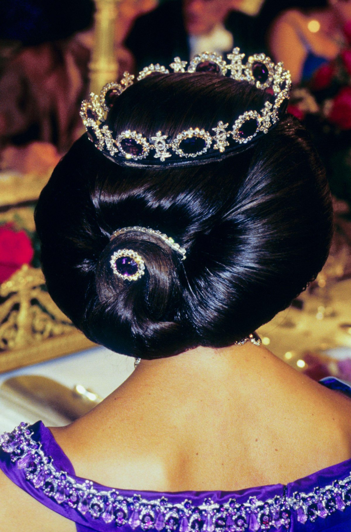 Queen Silvia of Sweden attends the Nobel Prize banquet in Stockholm on December 10, 1986 (Roger Tillberg/Alamy)