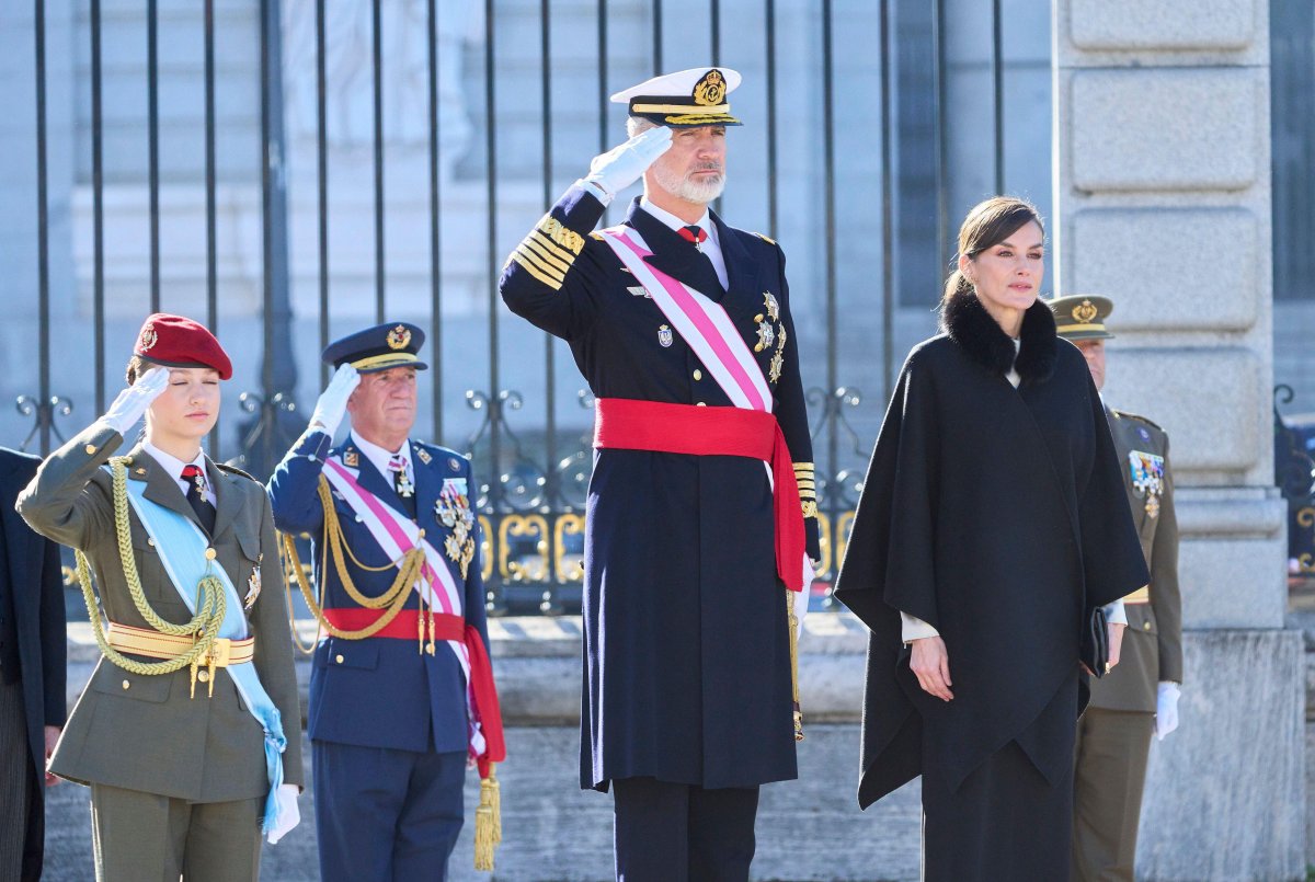 The King and Queen of Spain, with the Princess of Asturias, attend the Pascua Militar parade at the Royal Palace in Madrid on January 6, 2024 (MPG/Alamy)