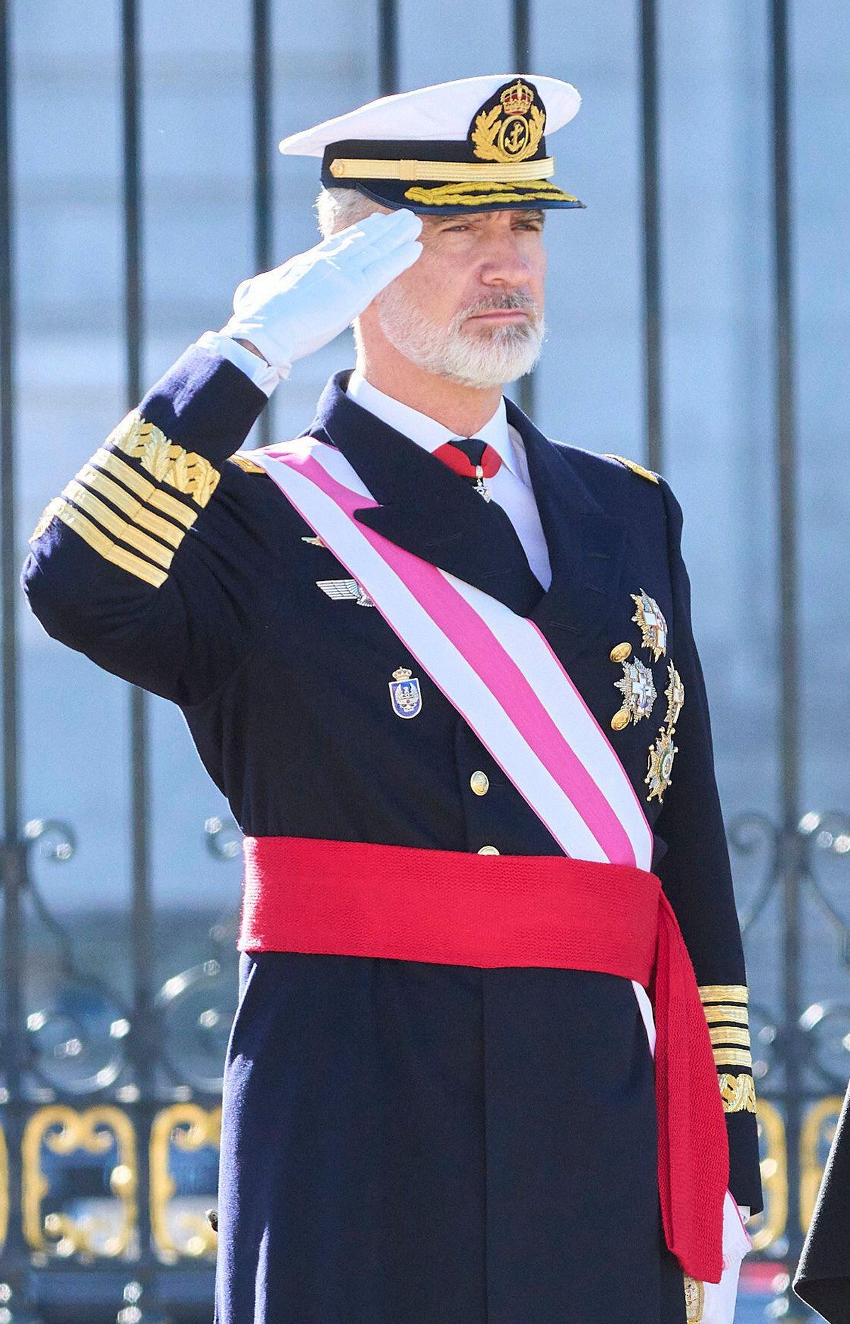 The King of Spain salutes during the Pascua Militar parade at the Royal Palace in Madrid on January 6, 2024 (MPG/Alamy)