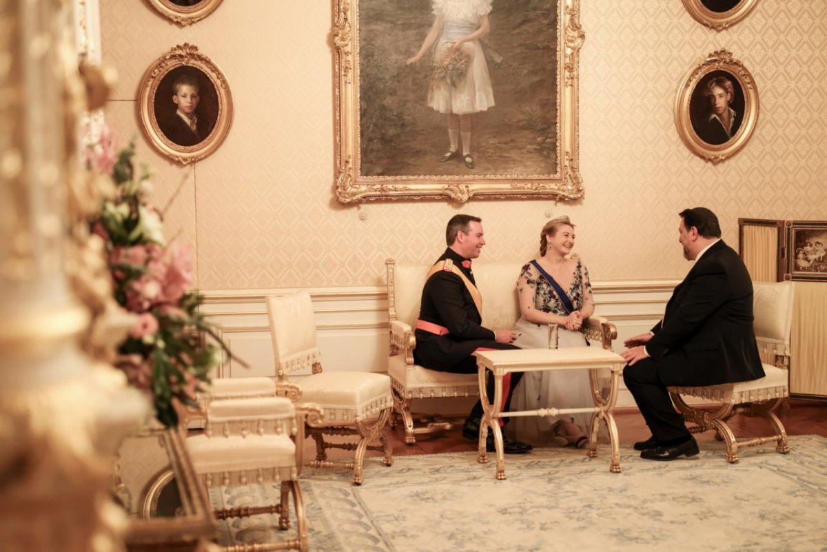 The Hereditary Grand Duke and Hereditary Grand Duchess of Luxembourg attend the New Year reception at the Grand Ducal Palace on January 18, 2024 (Maison du Grand-Duc/Sophie Margue)