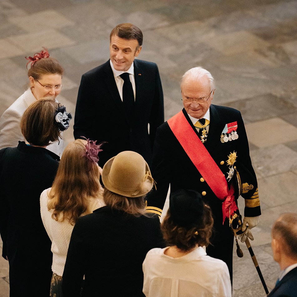 The President of France is welcomed to the Rikssalen inside the Royal Palace in Stockholm on January 30, 2024 (Clement Morin/Kungl. Hovstaterna)