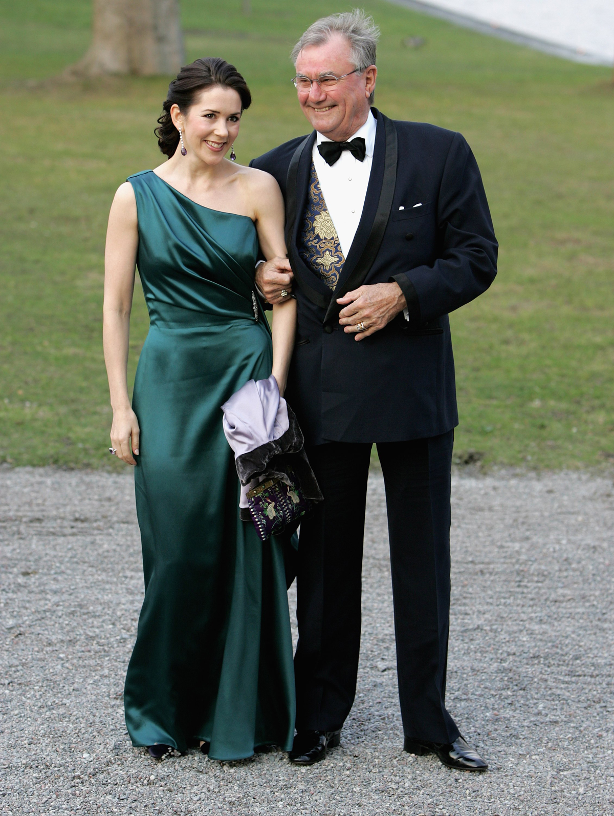 Crown Princess Mary and Prince Henrik of Denmark arrive for a private dinner celebrating King Carl XVI Gustaf of Sweden's 60th birthday at Drottningholm Palace in Stockholm on April 29, 2006 (Chris Jackson/Getty Images)