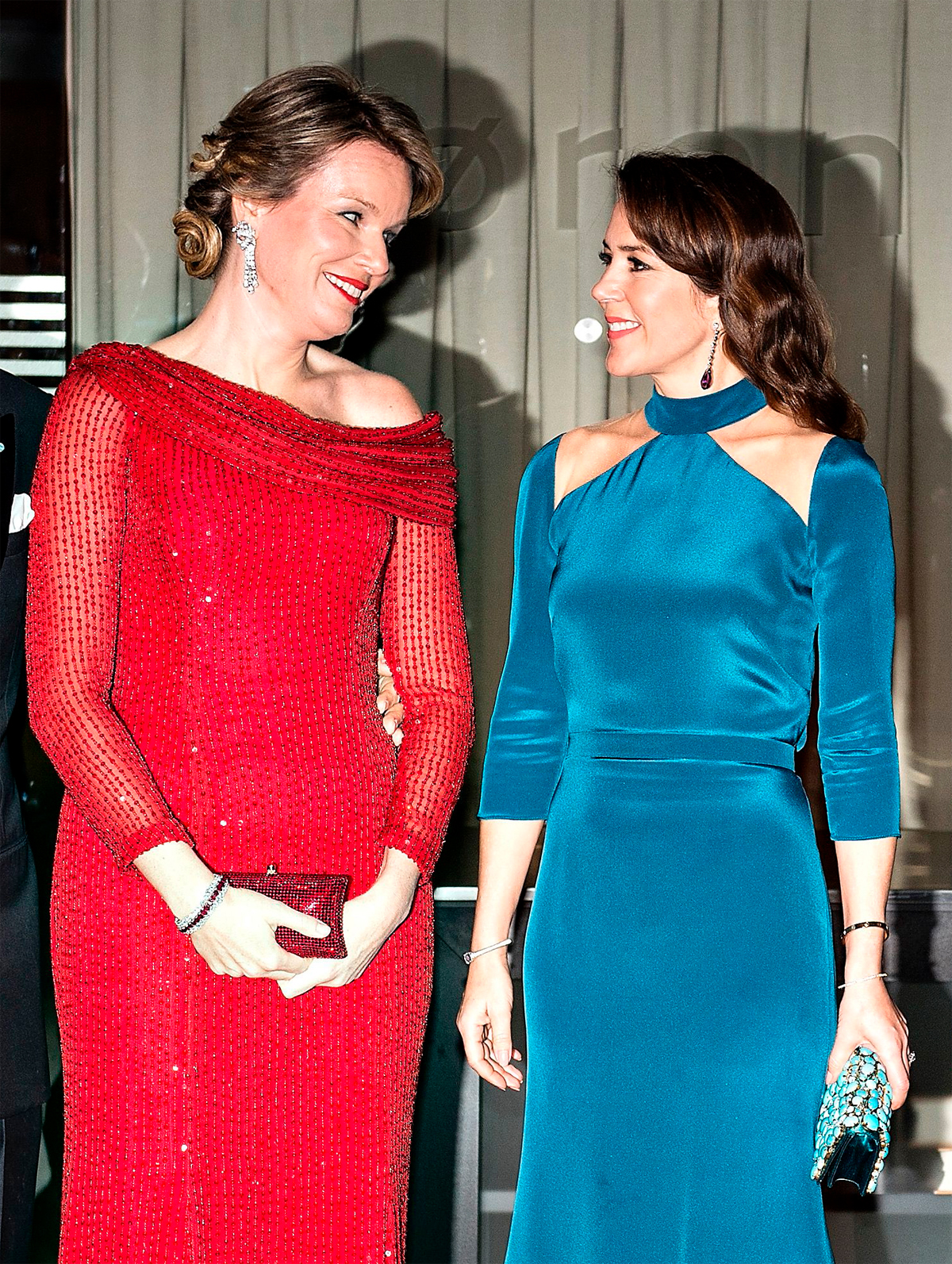 Queen Mathilde of the Belgians poses with Crown Princess Mary of Denmark before a return dinner at the Black Diamond in Copenhagen on March 29, 2017 (HENNING BAGGER/AFP via Getty Images)