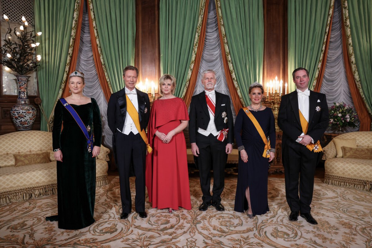 The Grand Duke and Grand Duchess of Luxembourg, with the Hereditary Grand Duke and Hereditary Grand Duchess, host a state banquet for President Pavel of the Czech Republic and Mrs. Pavlova at the Grand Ducal Palace in Luxembourg on February 29, 2024 (Maison du Grand-Duc/Sophie Margue)