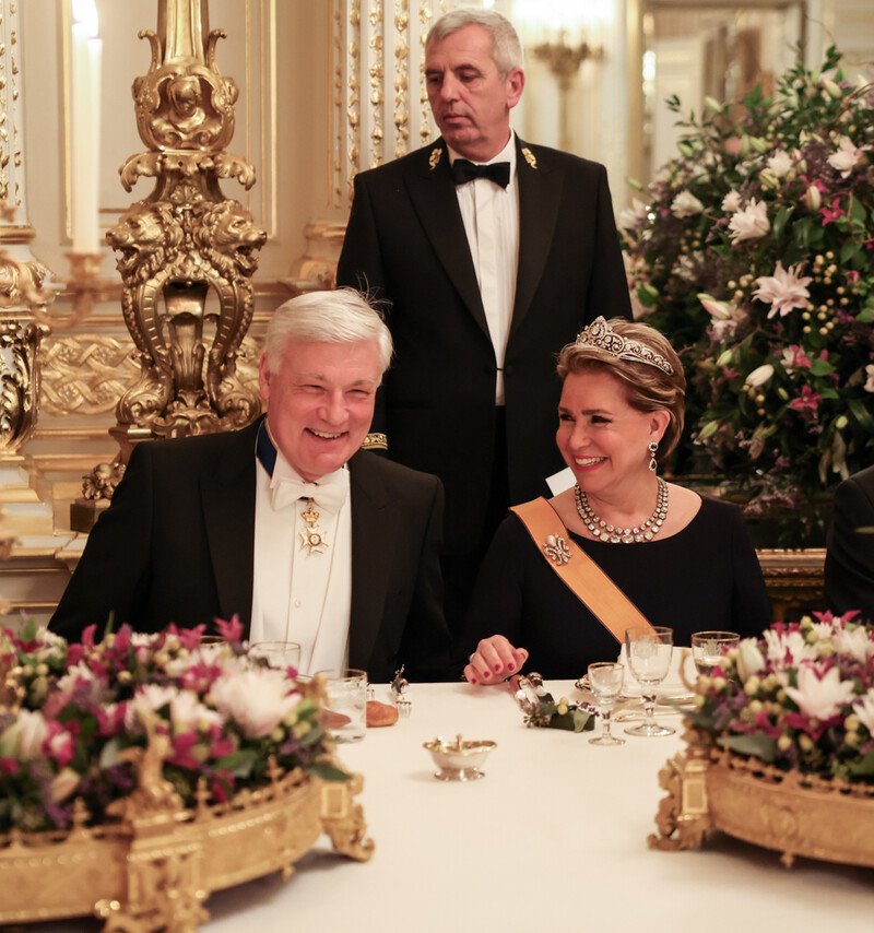 The Grand Duke and Grand Duchess of Luxembourg, with the Hereditary Grand Duke and Hereditary Grand Duchess, host a state banquet for President Pavel of the Czech Republic and Mrs. Pavlova at the Grand Ducal Palace in Luxembourg on February 29, 2024 (Maison du Grand-Duc/Sophie Margue)