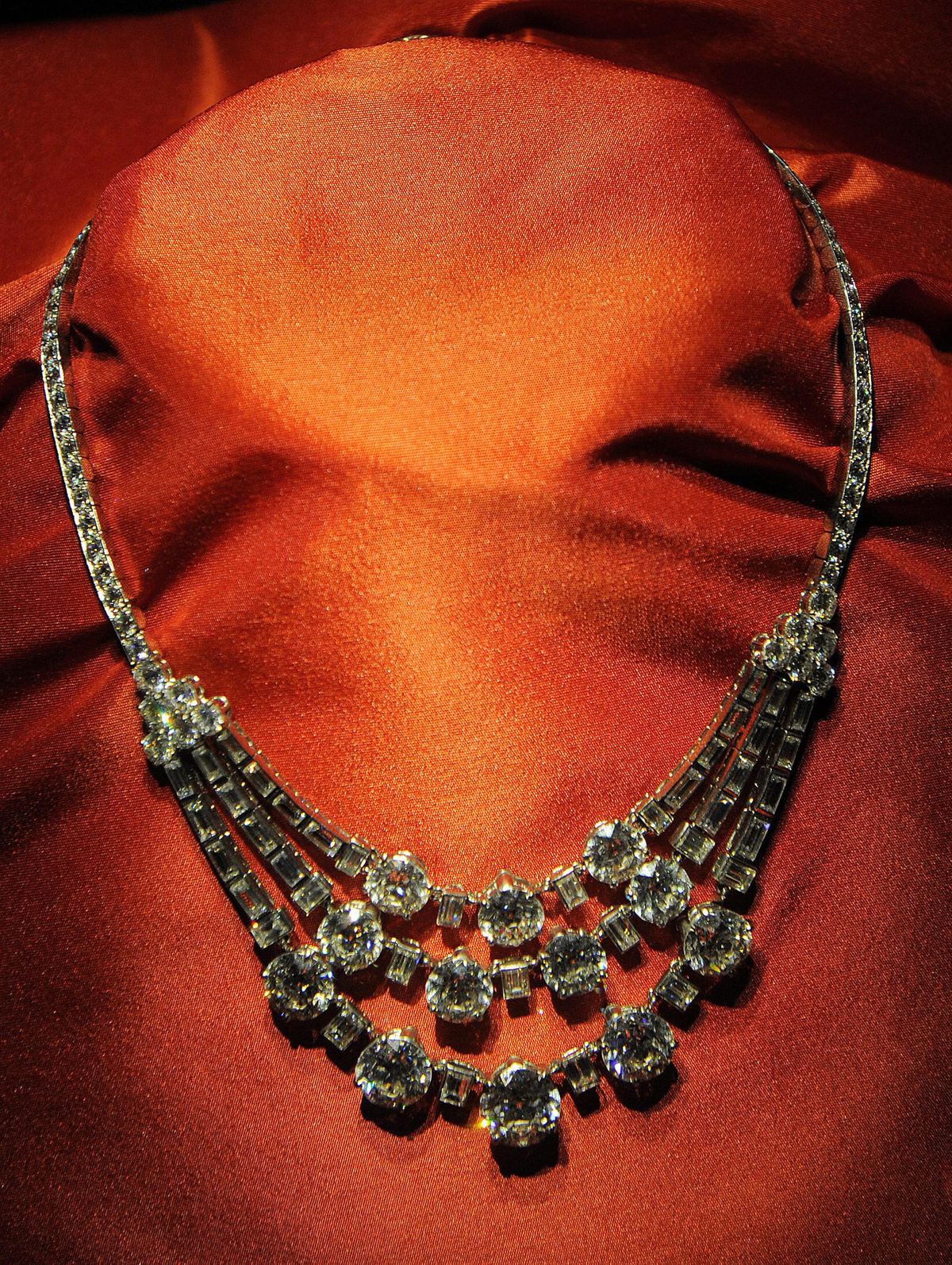 A diamond festoon necklace that belonged to Princess Grace of Monaco is displayed at the Antwerp Diamond Museum on April 10, 2008 (DIRK WAEM/AFP via Getty Images)