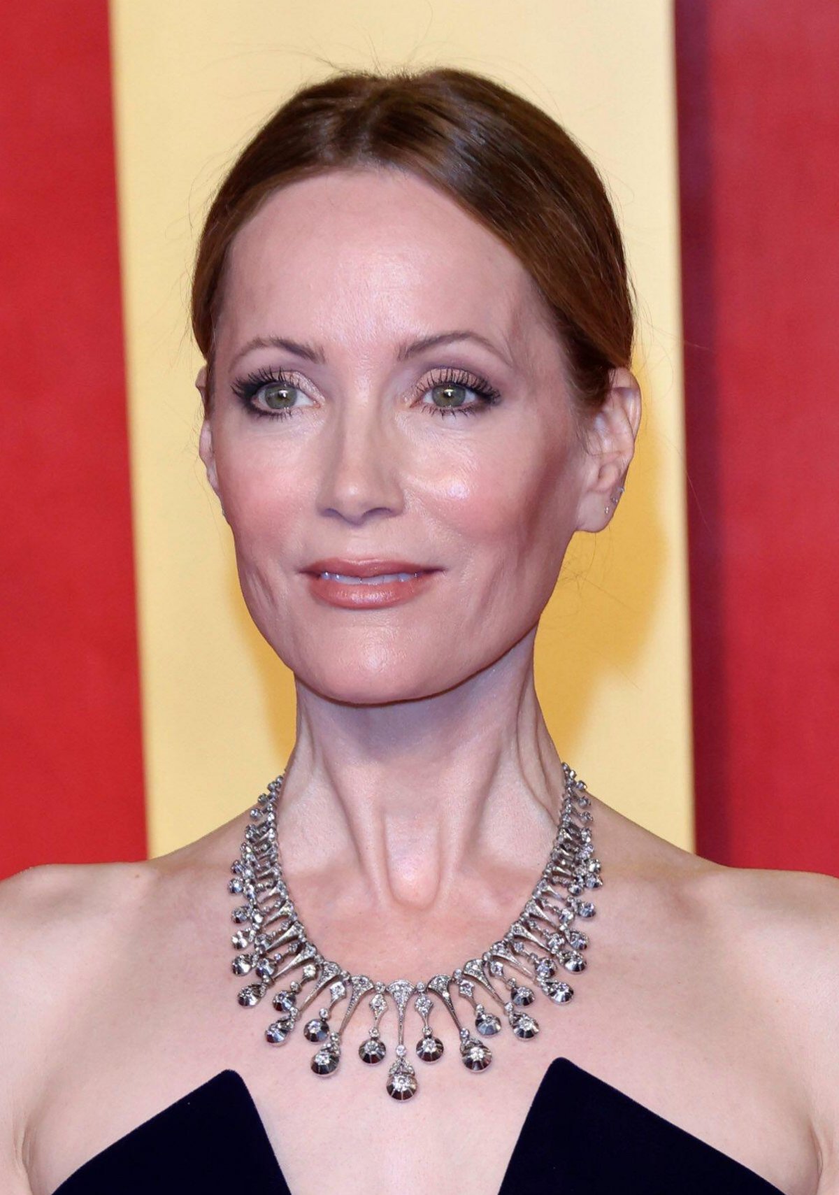Leslie Mann attends the Vanity Fair Oscars Party at the Wallis Annenberg Center for the Performing Arts in Los Angeles on March 10, 2024 (Jennifer Bloc/Geisler-Fotopress GmbH/Alamy)