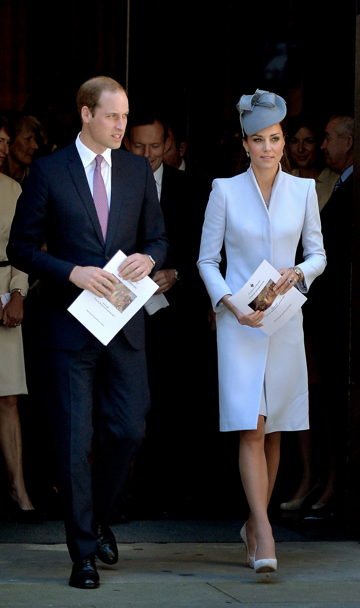 The Duke and Duchess of Cambridge leave St. Andrew's Cathedral in Sydney after attending an Easter Sunday service on April 20, 2014 (Anthony Devlin/PA Images/Alamy)