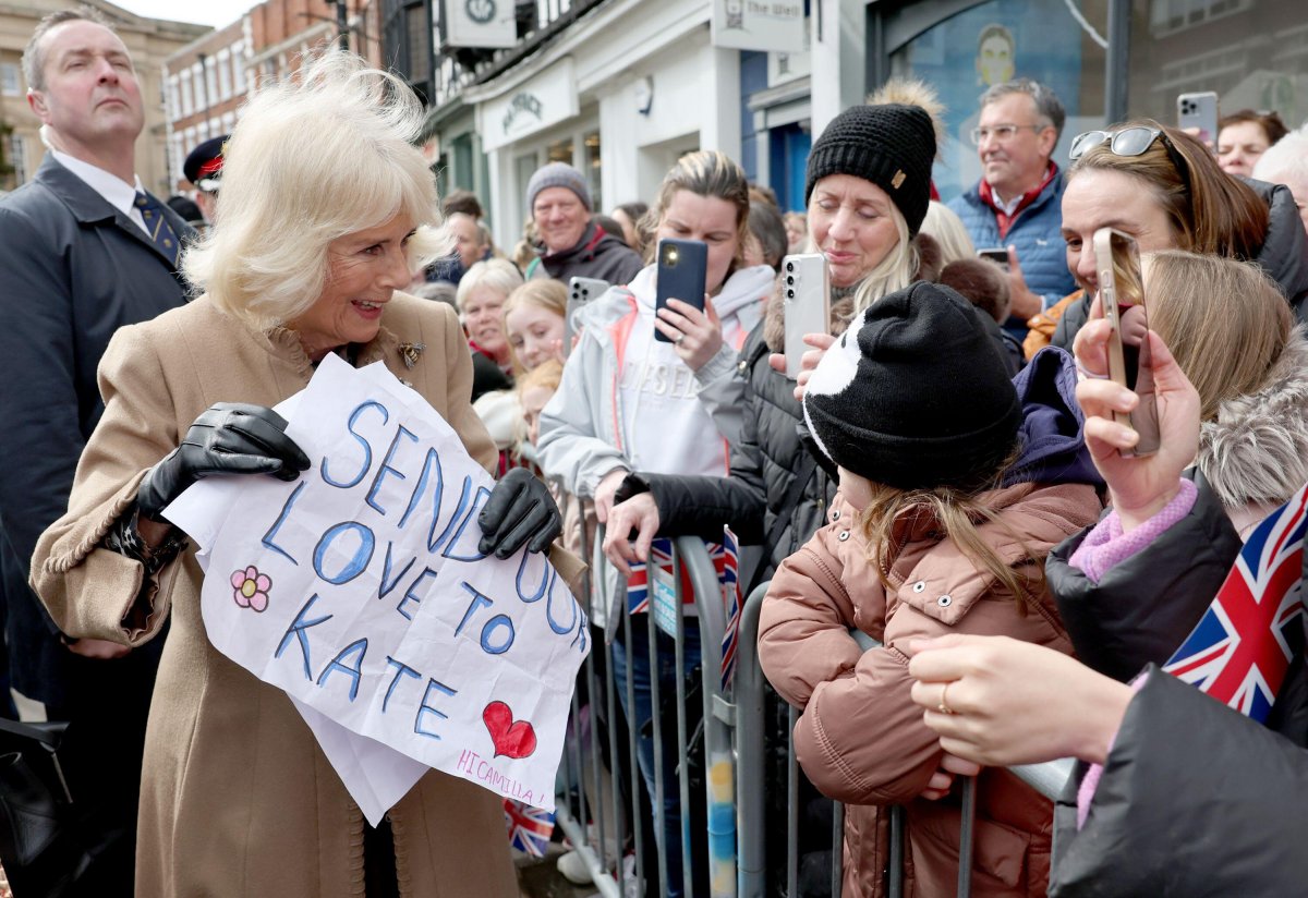 Queen Camilla of the United Kingdom visits the Farmers' Market in The Square in Shrewsbury on March 27, 2024 (Chris Jackson/PA Images/Alamy)