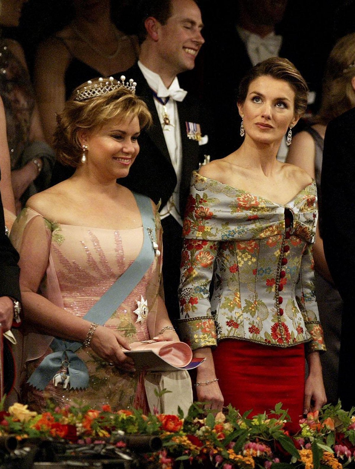 The Grand Duchess of Luxembourg and Letizia Rocasolano Ortiz attend a pre-wedding gala at the Royal Theatre in Copenhagen on May 13, 2004 (Polfoto/Ritzau/Alamy)