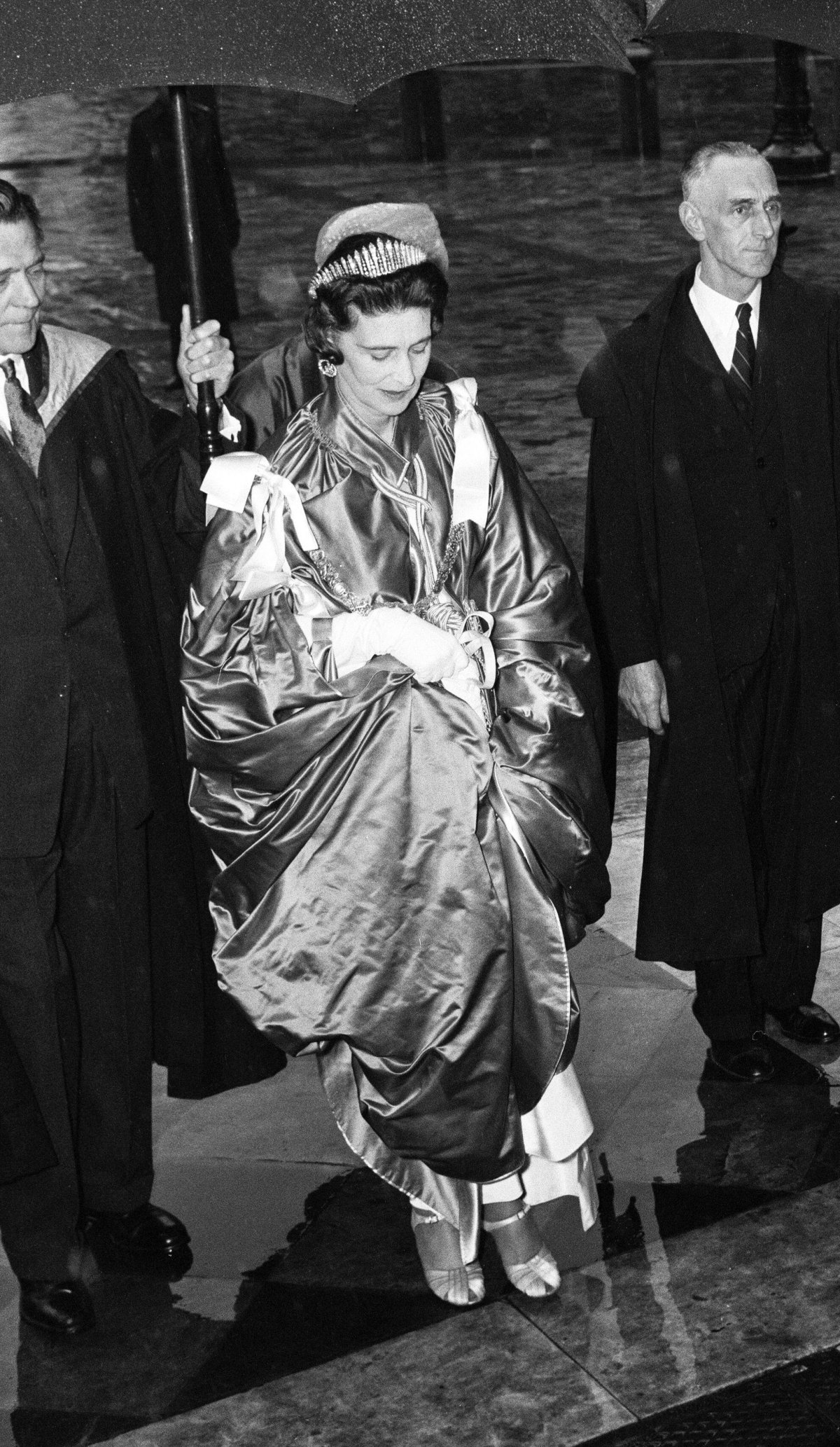 Princess Marina, Duchess of Kent attends the dedication of the new Order of the British Empire chapel at St Paul's Cathedral in London on May 20, 1960 (Trinity Mirror/Mirrorpix/Alamy)
