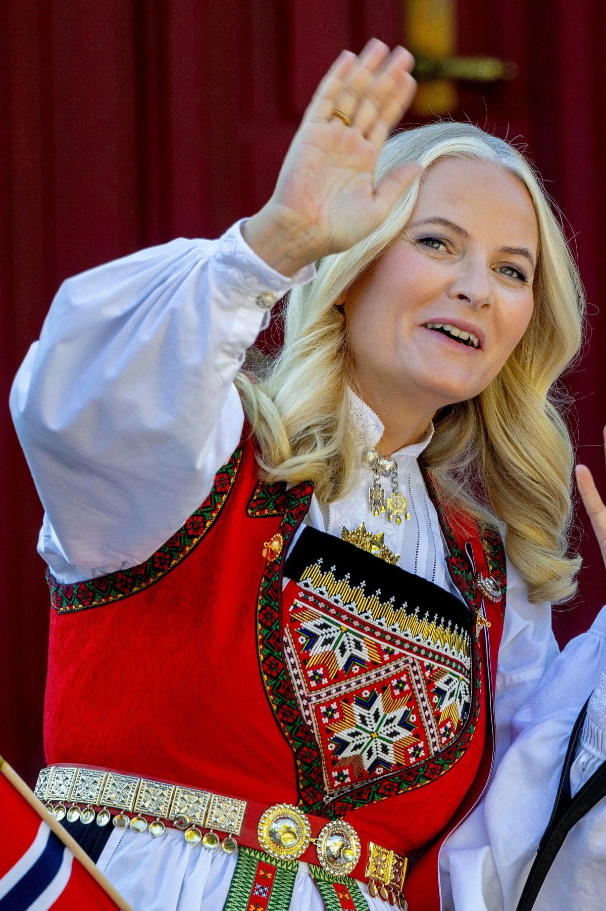 Crown Princess Mette-Marit of Norway celebrates National Day on the Skaugum estate in Asker on May 17, 2024 (Albert Nieboer/DPA Picture Alliance/Alamy)