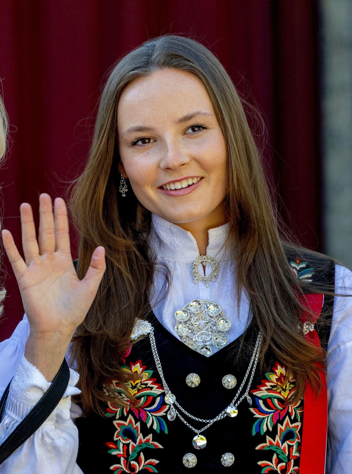 Princess Ingrid Alexandra of Norway celebrates National Day on the Skaugum estate in Asker on May 17, 2024 (Albert Nieboer/DPA Picture Alliance/Alamy)