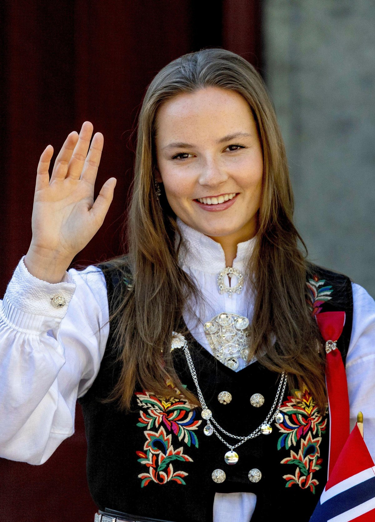 Princess Ingrid Alexandra of Norway celebrates National Day on the Skaugum estate in Asker on May 17, 2024 (Albert Nieboer/DPA Picture Alliance/Alamy)