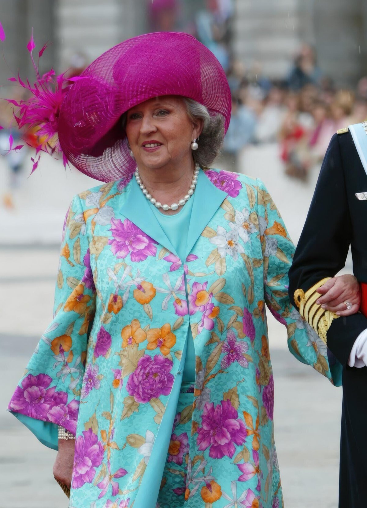 Infanta Pilar of Spain attends the wedding of the Prince of Asturias and Letizia Ortiz Rocasolano at the Cathedral of Santa Maria la Real de la Almudena in Madrid in May 22, 2004 (Ernesto Agudo/Album/Alamy)
