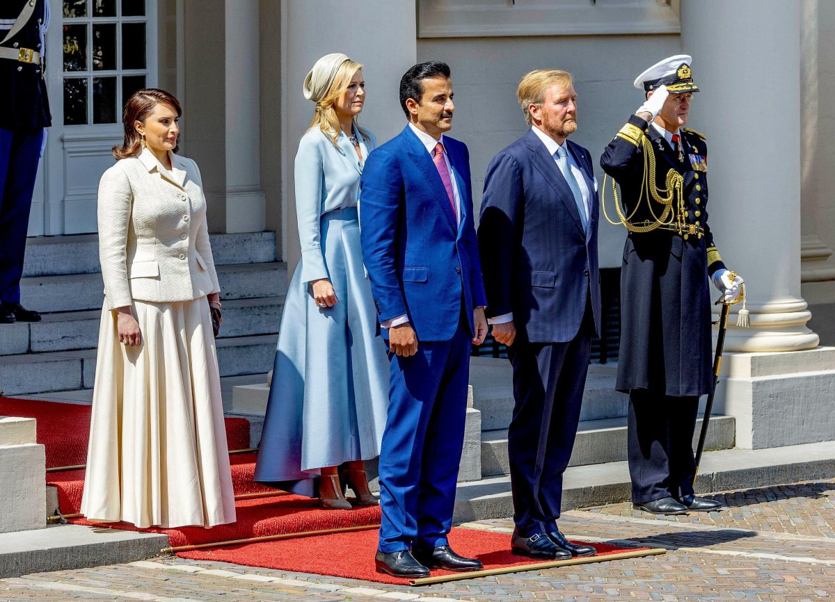 The King and Queen of the Netherlands welcome the Emir of Qatar and Sheikha Jawaher bint Hamad Al Thani to the Noordeinde Palace in The Hague on June 24, 2024 (DPA Picture Alliance/Alamy)