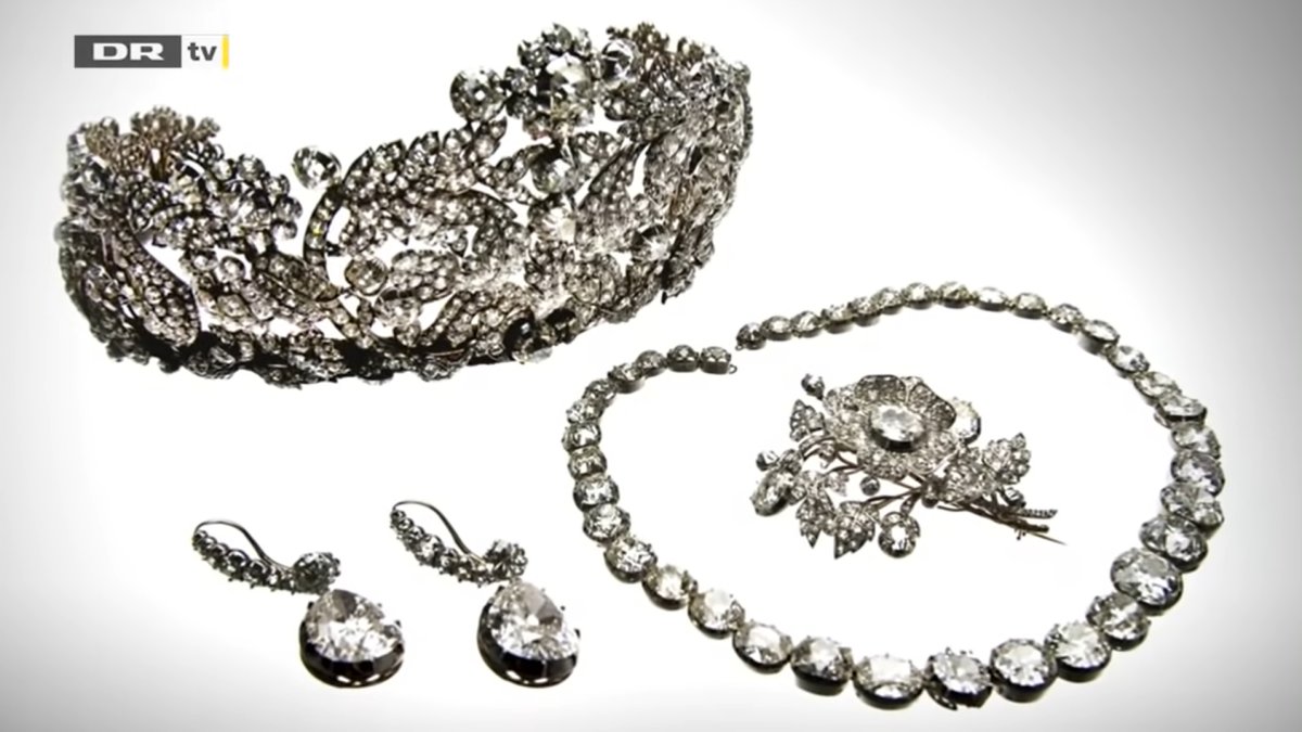 The Braganza Parure (screencapture)