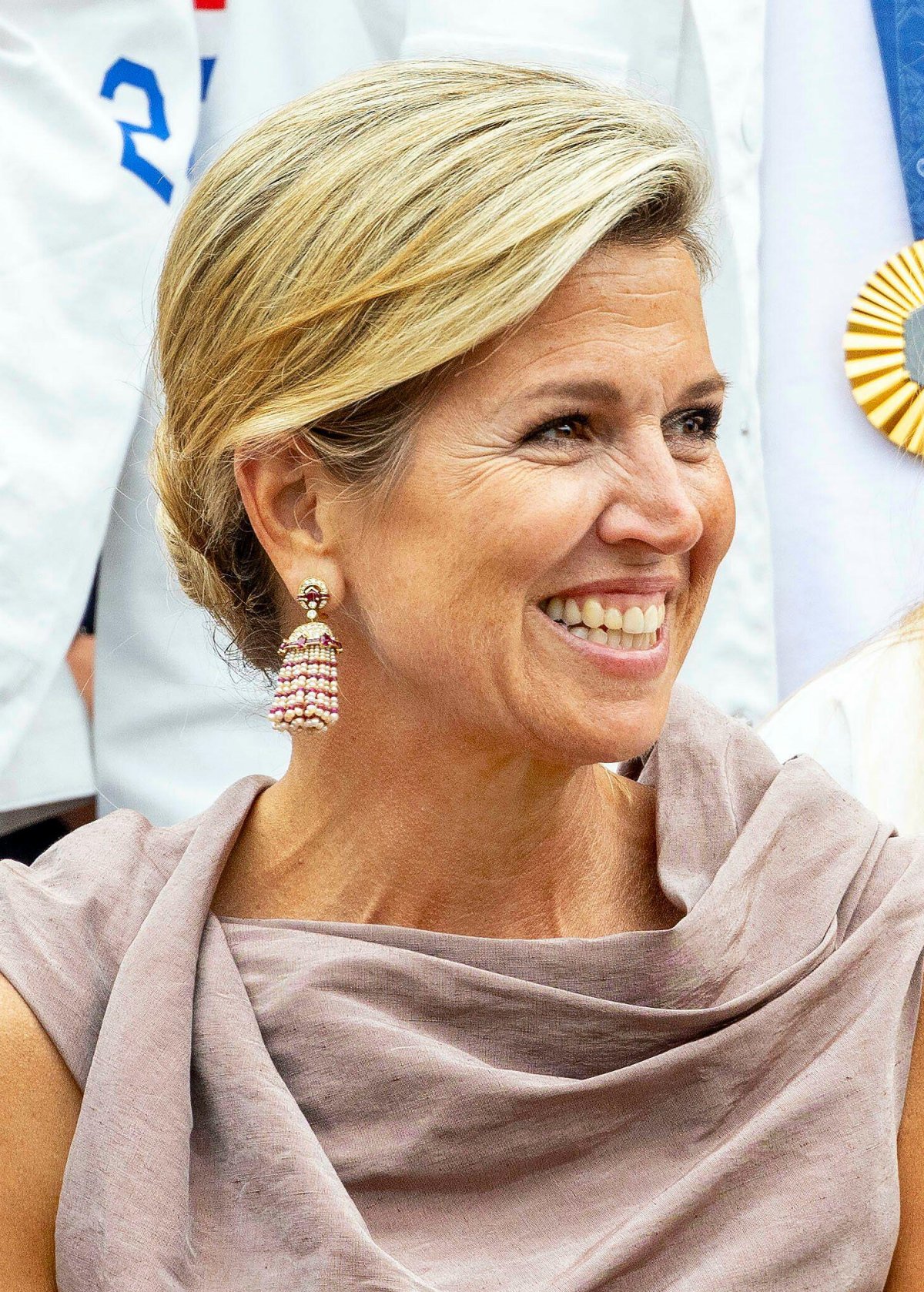 The King and Queen of the Netherlands host Dutch Olympic athletes at Huis ten Bosch Palace in The Hague on August 13, 2024 (Albert Nieboer/DPA Picture Alliance/Alamy)