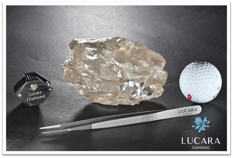 The 2,492-carat diamond recently discovered in the Karowe Diamond Mine in Botswana (Lucara Diamond)