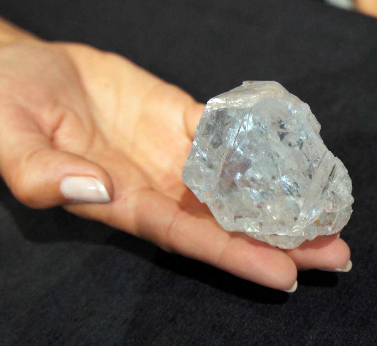 The Lesedi La Rona Diamond is displayed in London by Sotheby's on June 14, 2016 (KATRIN KASPER/DPA Picture Alliance/Alamy)