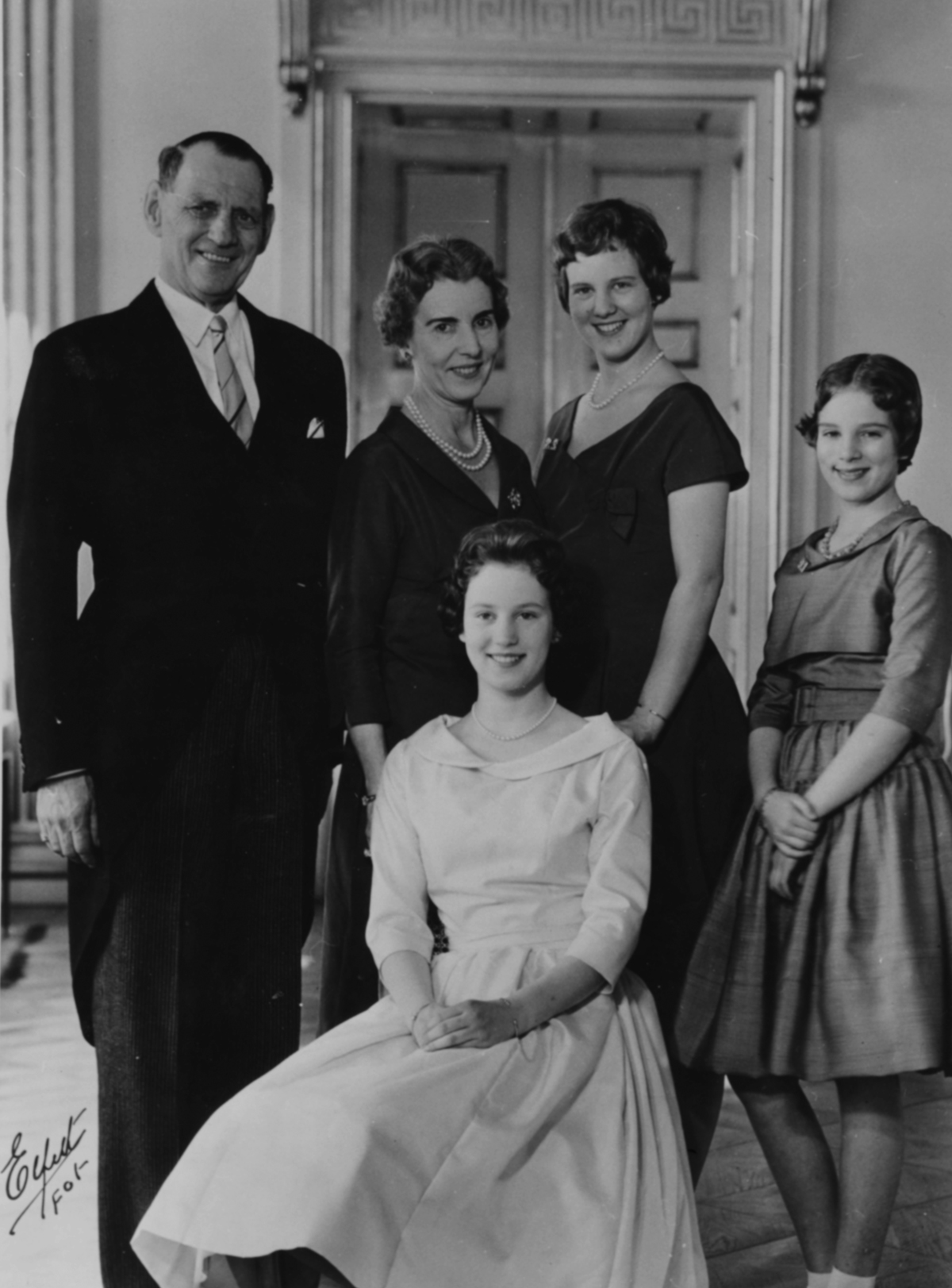 King Frederik IX and Queen Ingrid of Denmark pose with their daughters, Margrethe, Benedikte, and Anne-Marie, in March 1959 (Keystone/Hulton Archive/Getty Images)