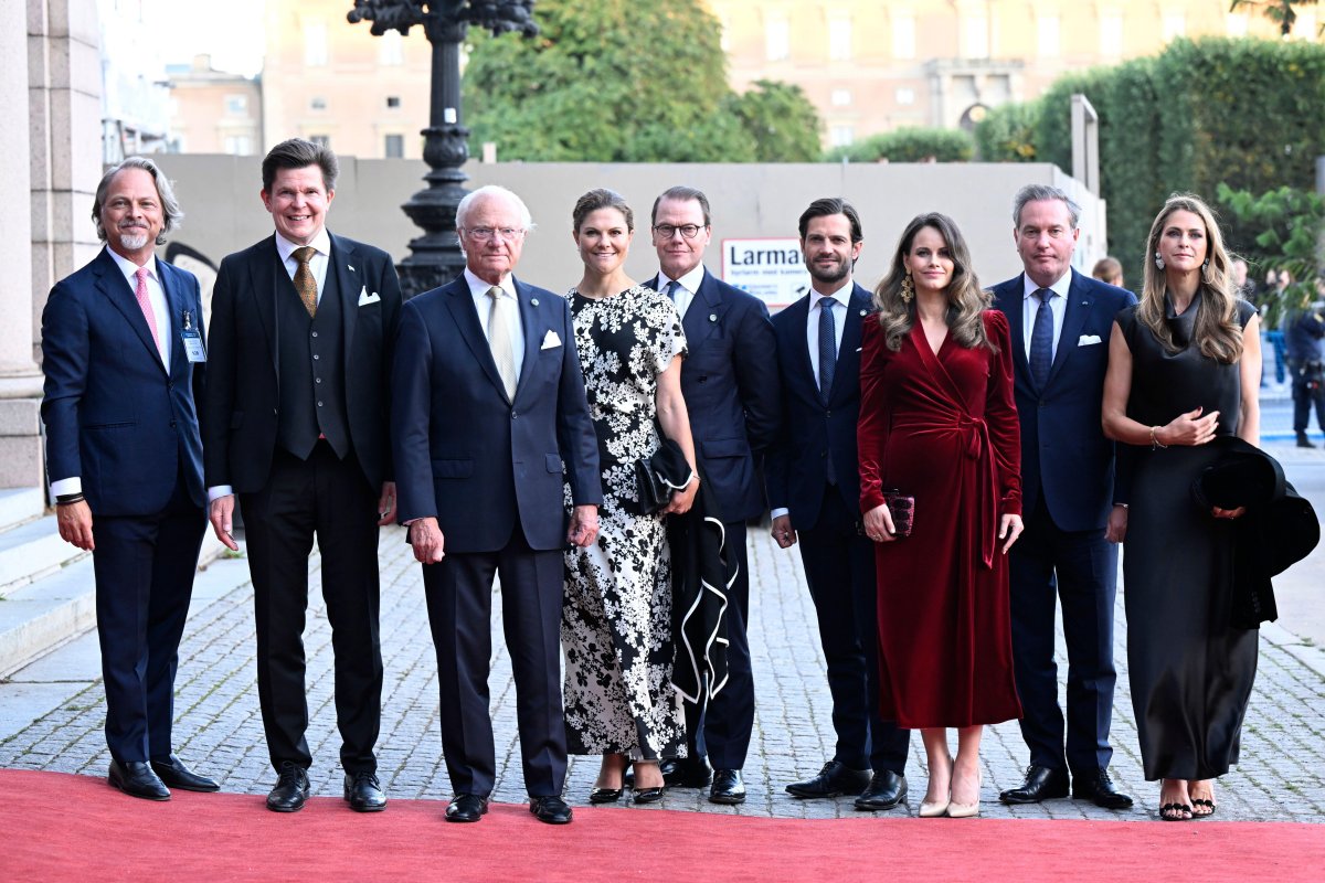 Royal Opera CEO Fredrik Lindgren, Riksdag Speaker Andreas Norlén, King Carl XVI Gustaf, Crown Princess Victoria, Prince Daniel, Prince Carl Philip, Princess Sofia, Christopher O'Neill, and Princess Madeleine attend a concert at the Royal Opera after the opening of the Riksdag session in Stockholm on September 10, 2024 (Jessica Gow/TT News Agency/Alamy)