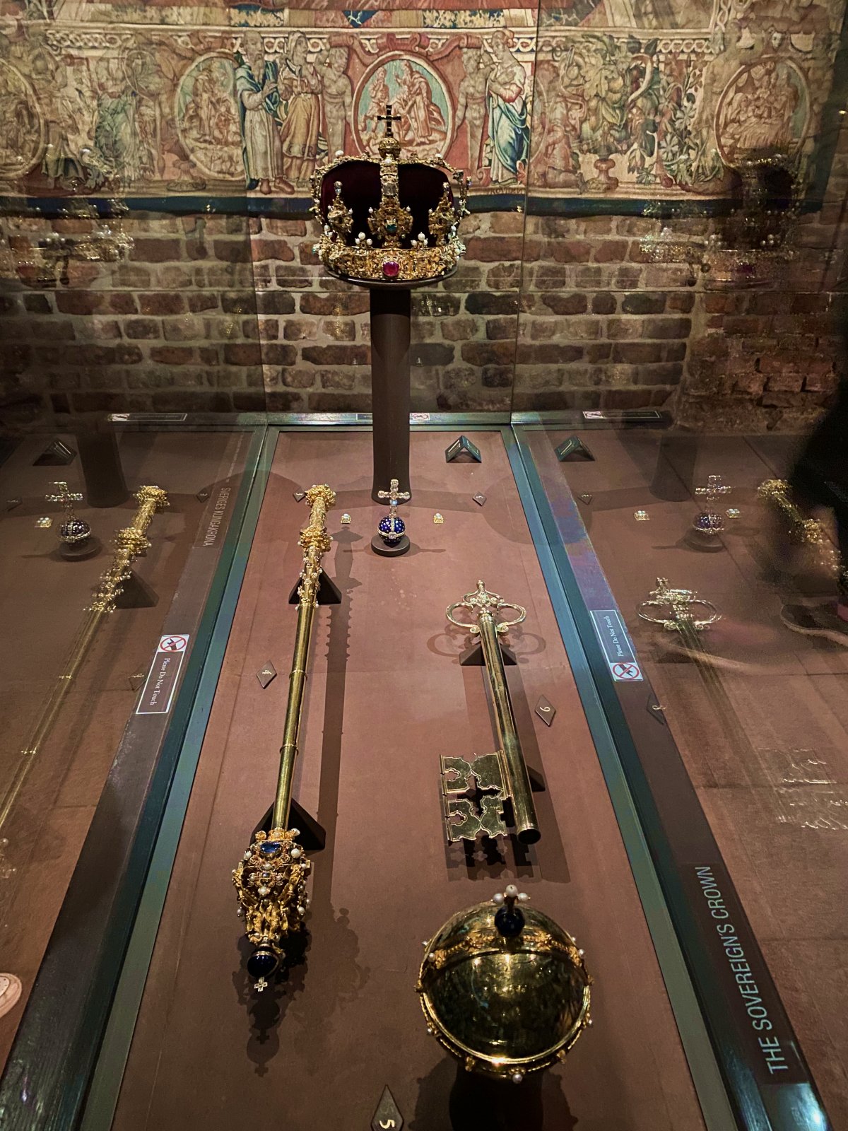 Crown and regalia of King Erik XIV of Sweden, ca. 1561, displayed at the Royal Palace in Stockholm, August 2024 (Photo generously shared by Thomas)