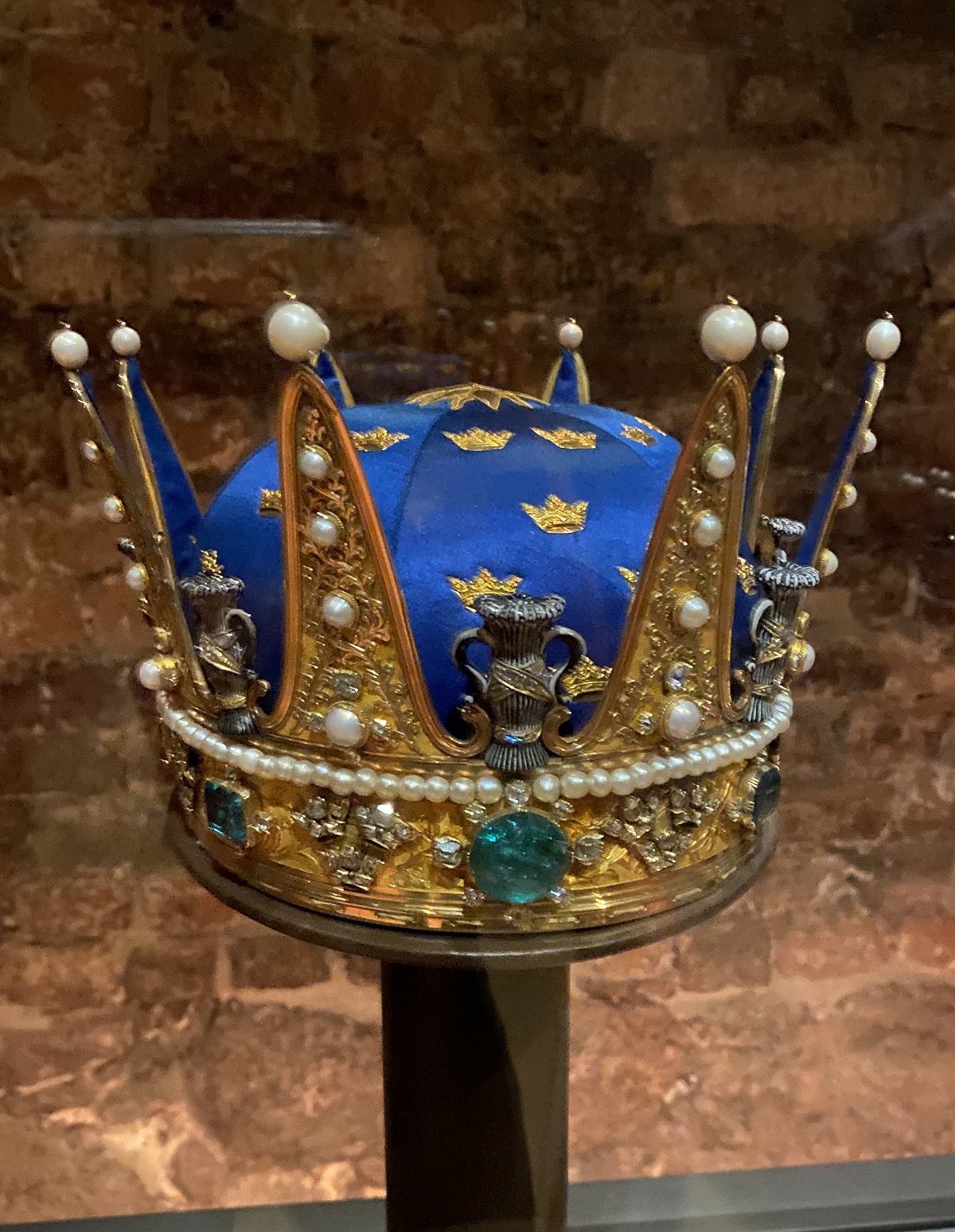 Crown of Prince Oscar of Sweden, ca. 1844, on display at the Royal Palace in Stockholm, August 2024 (Photo generously shared by Thomas)