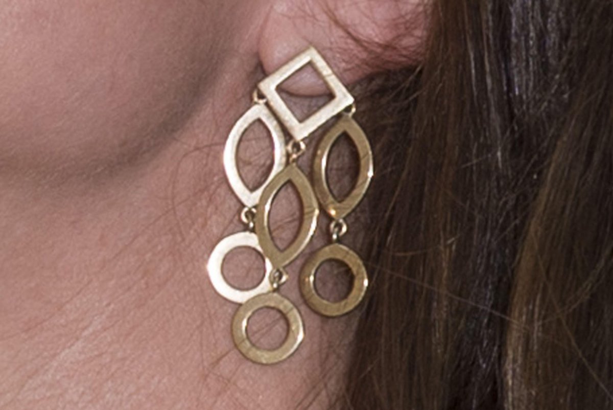 The Duchess of Cambridge visits the Taj Mahal Palace hotel in Mumbai on April 10, 2016 (Mark Cuthbert/PA Images/Alamy)