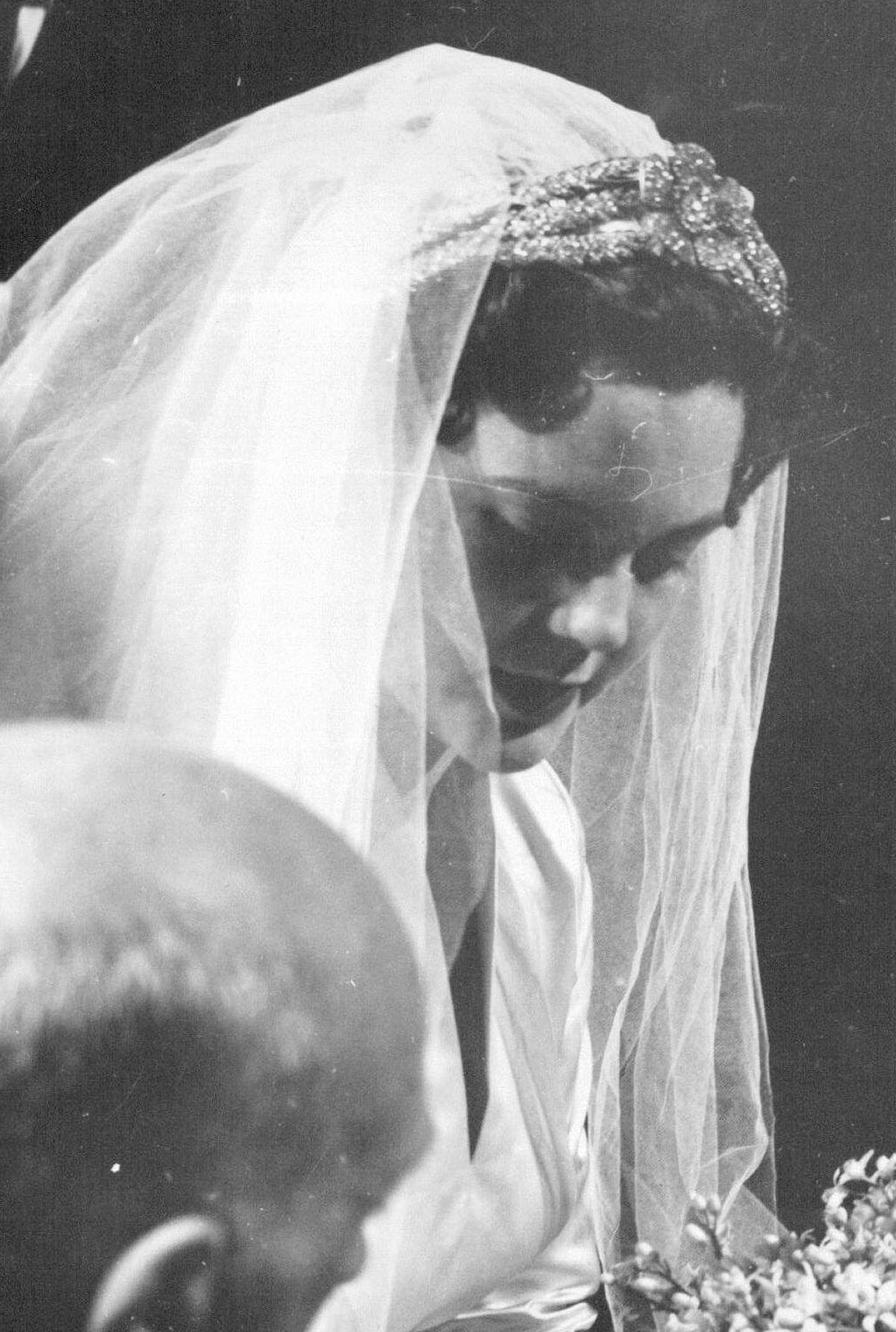 Princess Maria Pia of Savoy is pictured on her wedding day in Cascais on February 12, 1955 (SuperStock/Alamy)