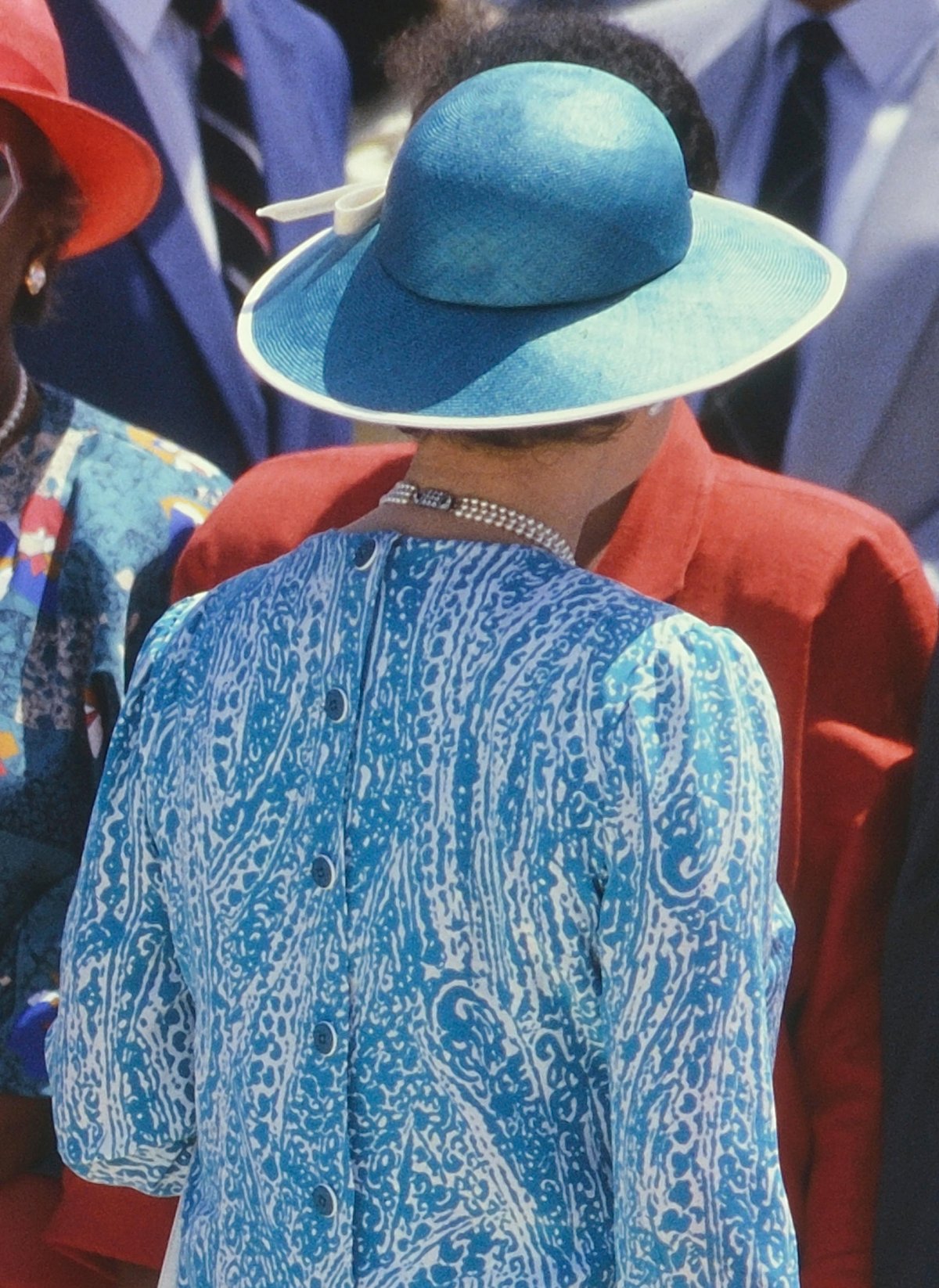 Queen Elizabeth II visits Queen's College in Barbados, 1989 (Parker Photography/Alamy)