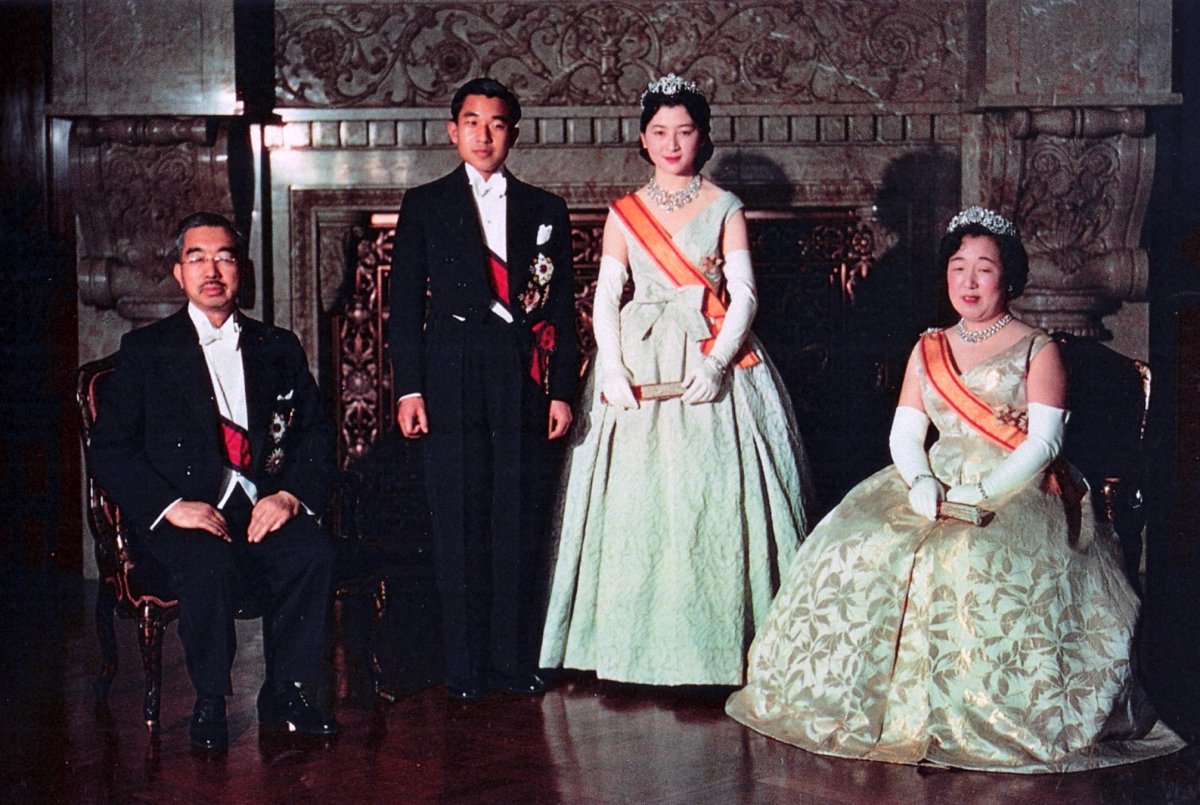 Crown Prince Akihito and Crown Princess Michiko of Japan, with Emperor Hirohito and Empress Nagako, pose for a formal portrait on their wedding day, April 10, 1959 (Wikimedia Commons)