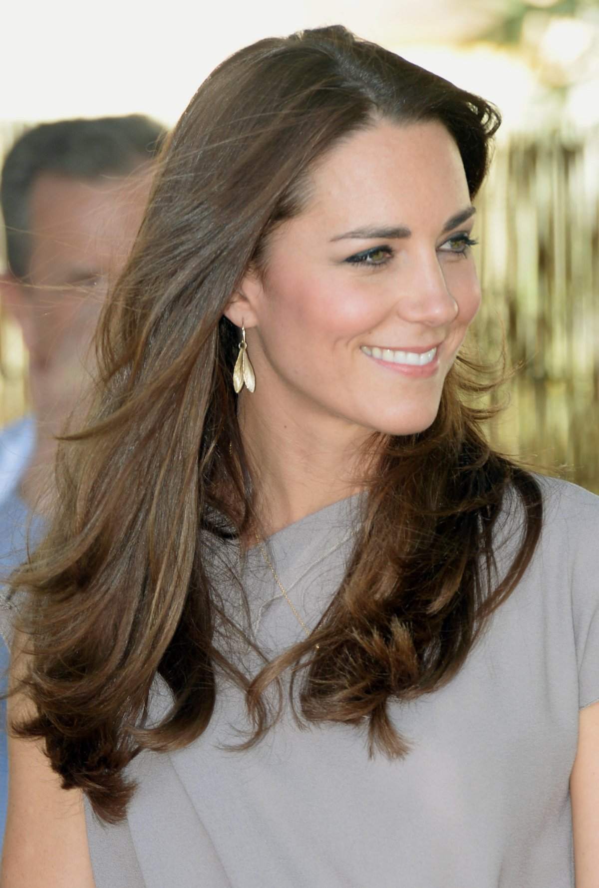 The Duchess of Cambridge visits the National Indigenous Training Academy in Uluru during the royal tour of Australia on April 22, 2014 (Anthony Devlin/PA Images/Alamy)