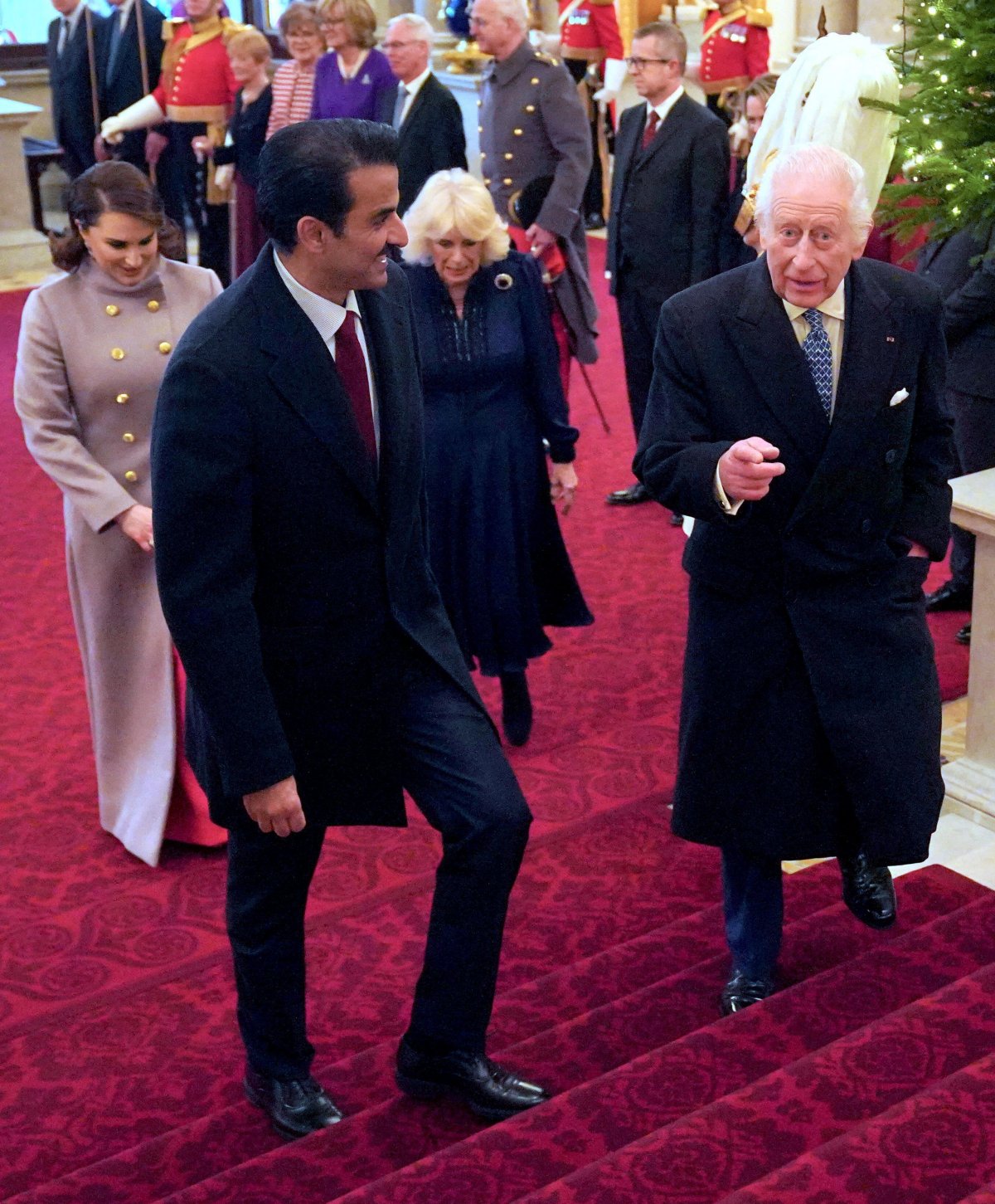 The King and Queen of the United Kingdom welcome the Emir of Qatar and Sheikha Jawaher to Buckingham Palace on December 3, 2024 (Jonathan Brady/PA Images/Alamy)