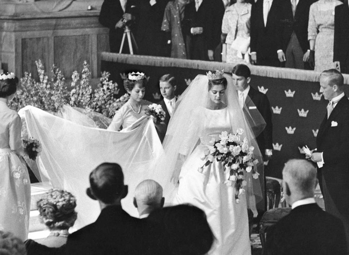 Prince Johann Georg of Hohenzollern and Princess Birgitta of Sweden are pictured during their civil wedding ceremony in Stockholm on May 25, 1961 (Aftonbladet)