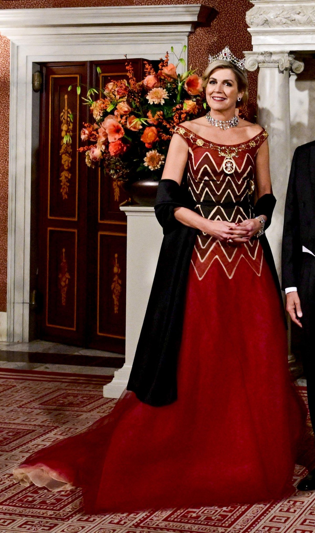The King and Queen of the Netherlands, with the Princess of Orange, host a state banquet in honor of the President of Portugal in Amsterdam on December 10, 2024 (Patrick van Emst/NLBeeld/Alamy)