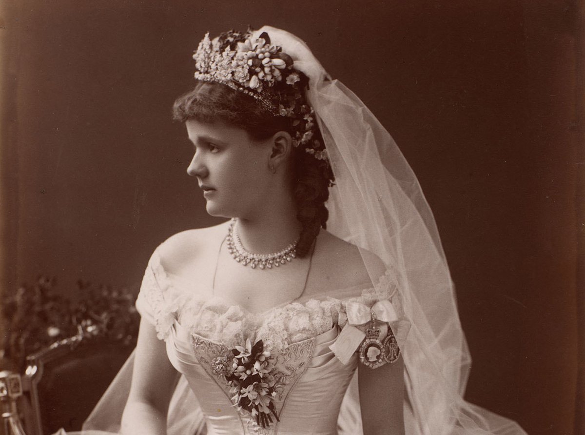 Princess Helen, Duchess of Albany in her wedding gown, April 1882 (Royal Collection Trust)