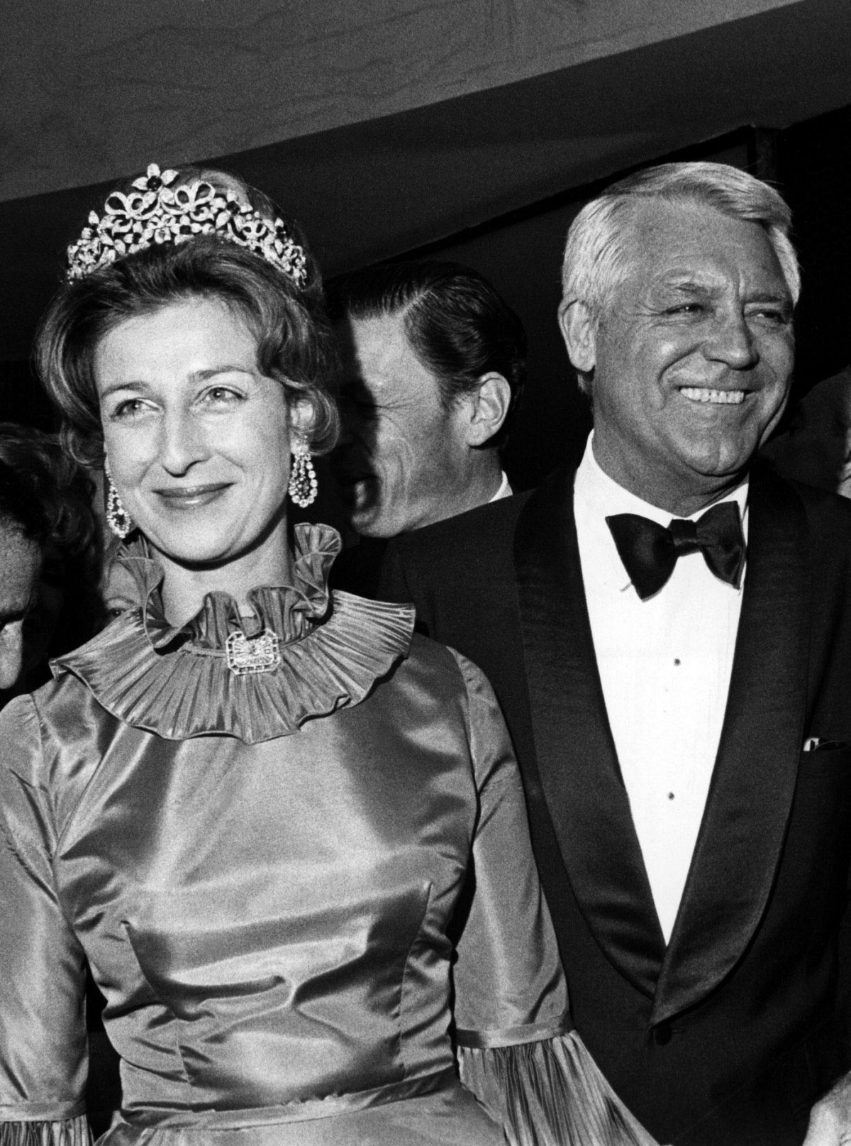 Princess Alexandra, the Hon. Lady Ogilvy and Cary Grant attend a Variety Clubs dinner reception, April 1972 (Everett Collection/Alamy)